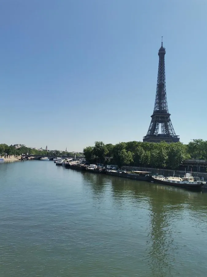 Toureifelchampselysee Paris 0*,  França
