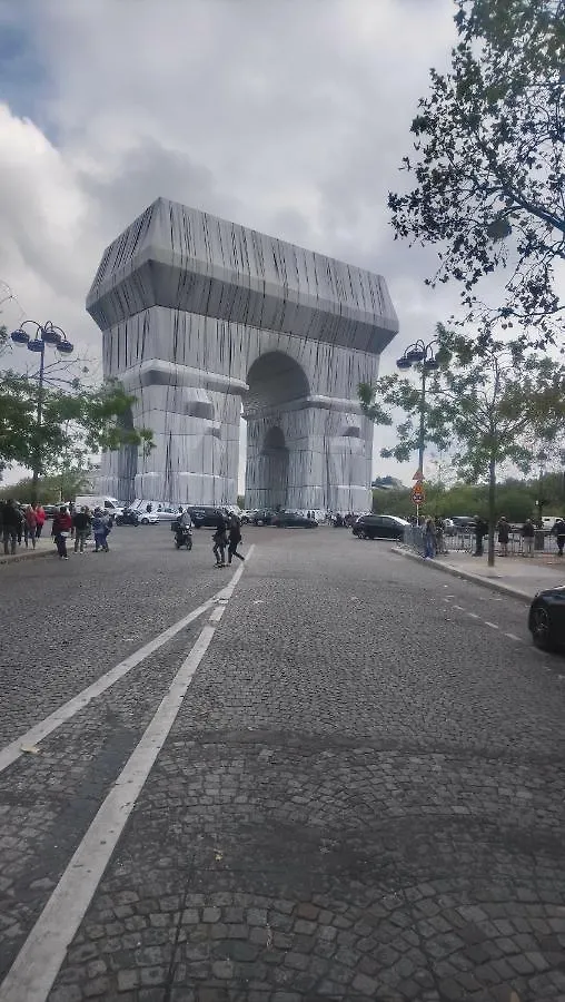 Toureifelchampselysee Paris 0*,  França