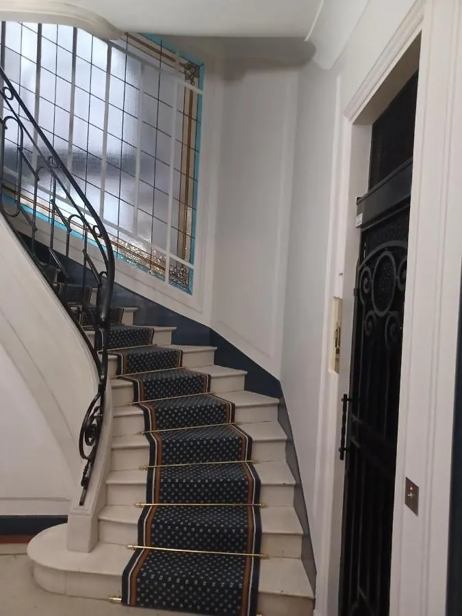 Toureifelchampselysee Paris Apartamento